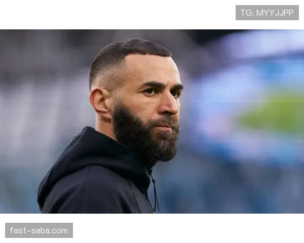 本泽马后期射门转化率偏移对阵卢卡库体系分散倾向